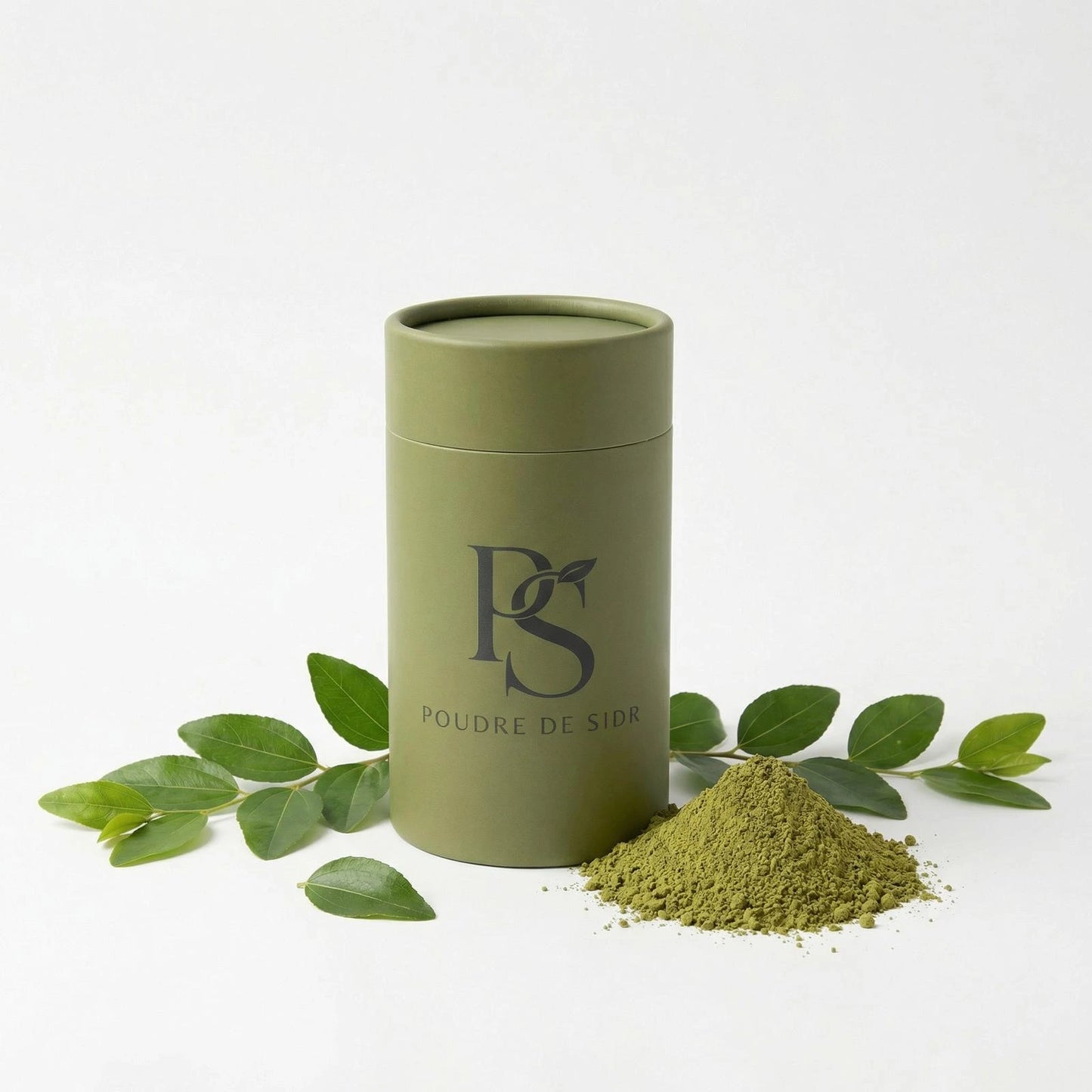 Poudre de Sidr en pot, entourée de poudre et de feuilles de jujubier (usage externe)